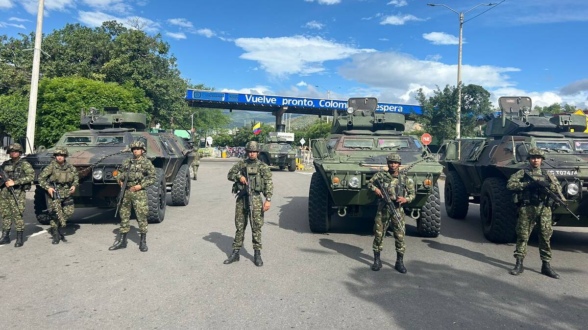 Siguen las críticas en frontera a propuesta de Maduro de unir sus fuerzas militares con Colombia
