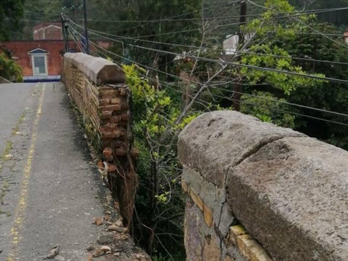 Puente declarado Bien de Interés Cultural se deteriora en Popayán