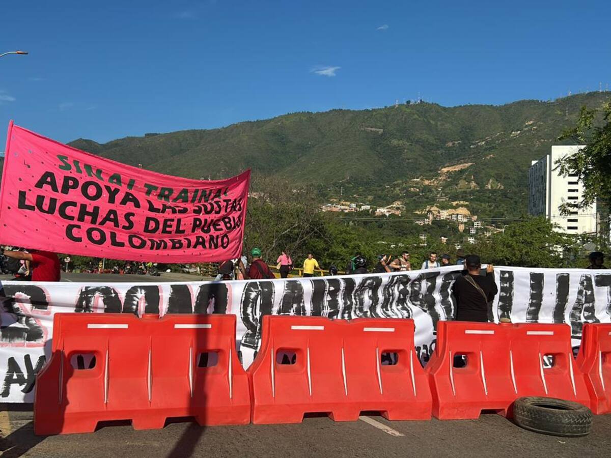 Colapsada la movilidad en el área metropolitana de Bucaramanga por bloqueos
