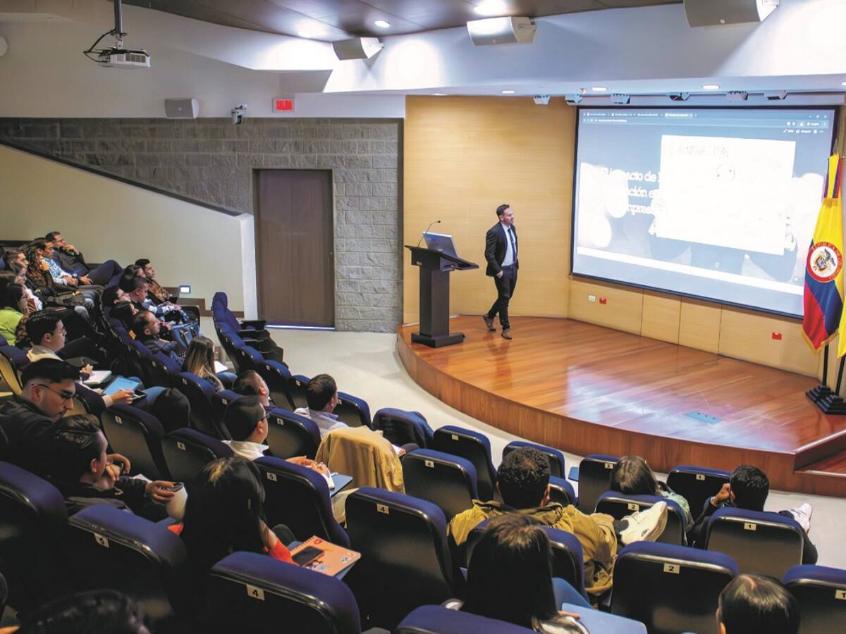 ¿Quiere estudiar un posgrado? La Universidad Militar tiene toda una oferta de interés