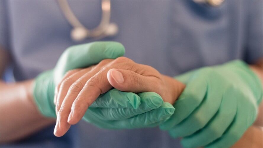 Partidos cristianos, el Partido Conservador y el Centro Democrático demandaron ante el Consejo de Estado la resolución del Ministerio de Salud. Foto: Getty Images