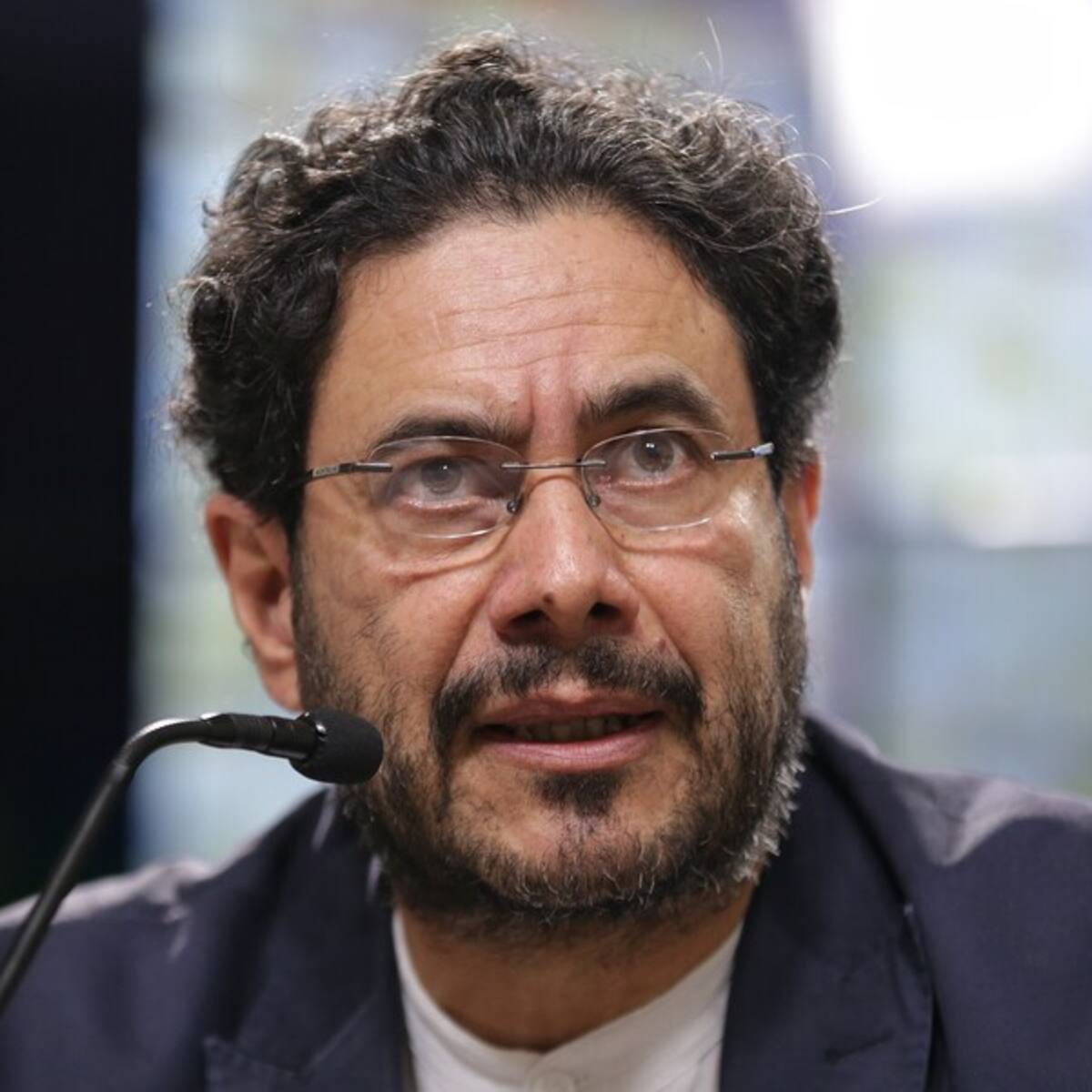 Iván Cepeda retirará proyecto que vuelve delito obstruir la paz, “para precisarlo”