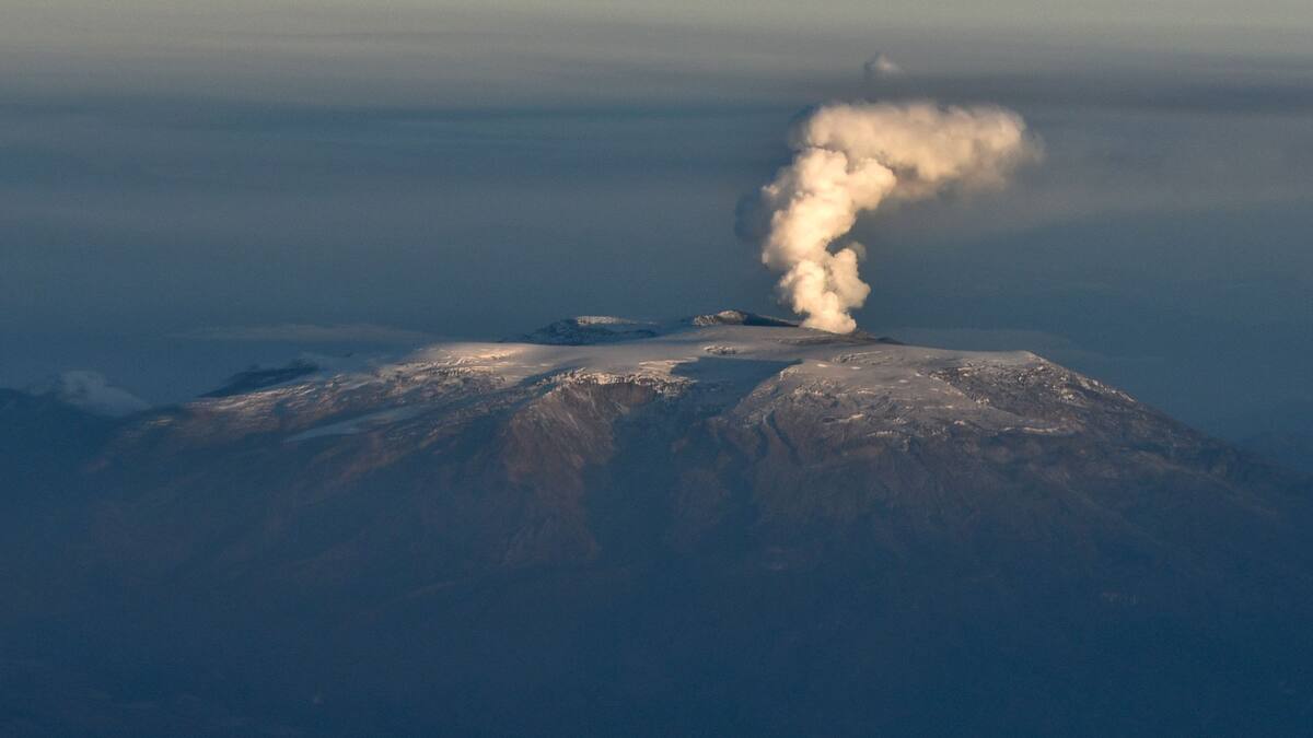 Volcán Nevado de Ruiz continúa “inestable” y se mantiene alerta naranja