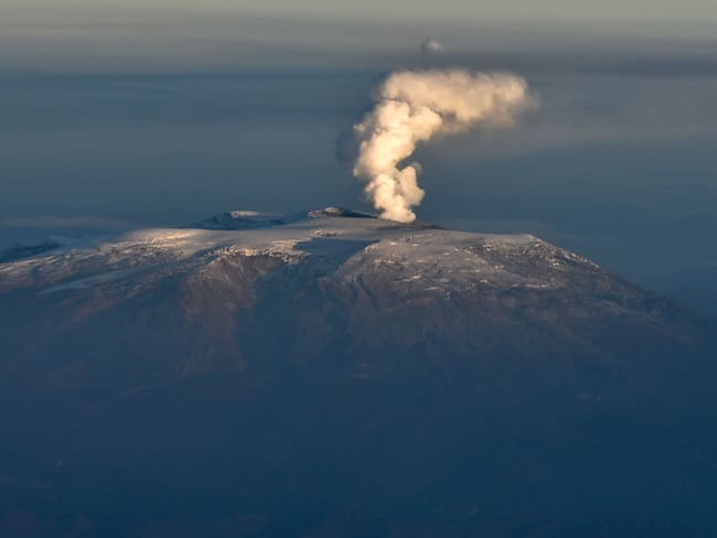 “Según pronósticos estamos más cerca de una erupción”: director de UNGRD en Caldas