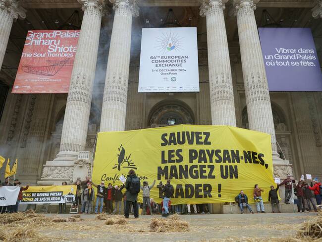Manifestación de agricultores. Foto: THOMAS SAMSON/AFP via Getty Images.