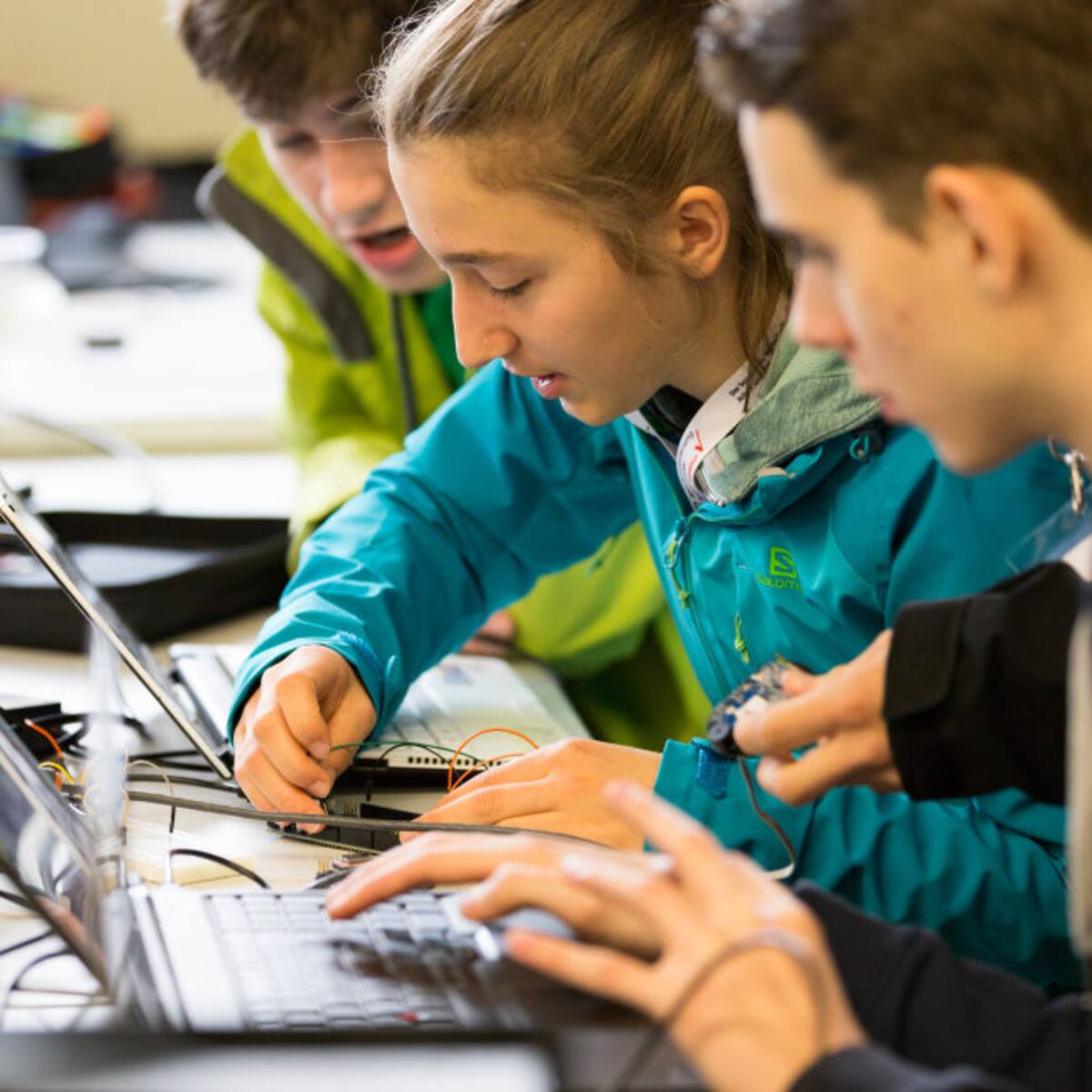 Estudiantes colombianos se llevaron el premio de Reto de Innovación CANSAT Latinoamérica 2021