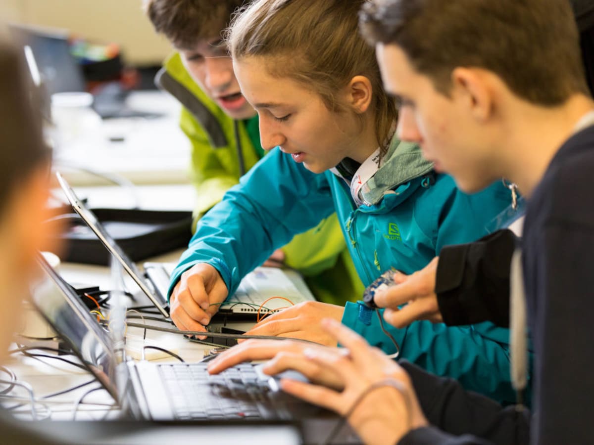 Estudiantes colombianos se llevaron el premio de Reto de Innovación CANSAT Latinoamérica 2021