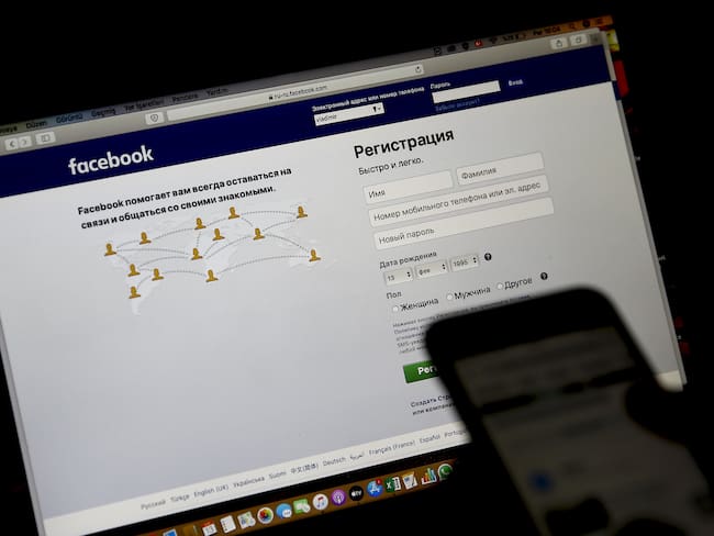 El organismo de control de las comunicaciones de Rusia informó que “limita el acceso” a Facebook desde este viernes 25 de febrero