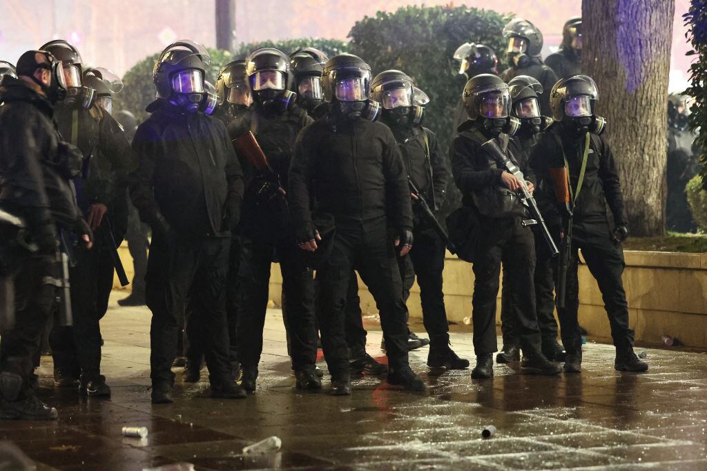 Policía en manifestaciones de Georgia. I Foto: GIORGI ARJEVANIDZE/AFP via Getty Images.