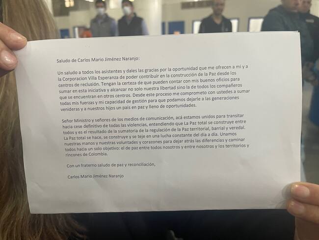 Carta de alias 'Macaco' en la que expresa que está comprometido con la paz. Foto: Suministrada