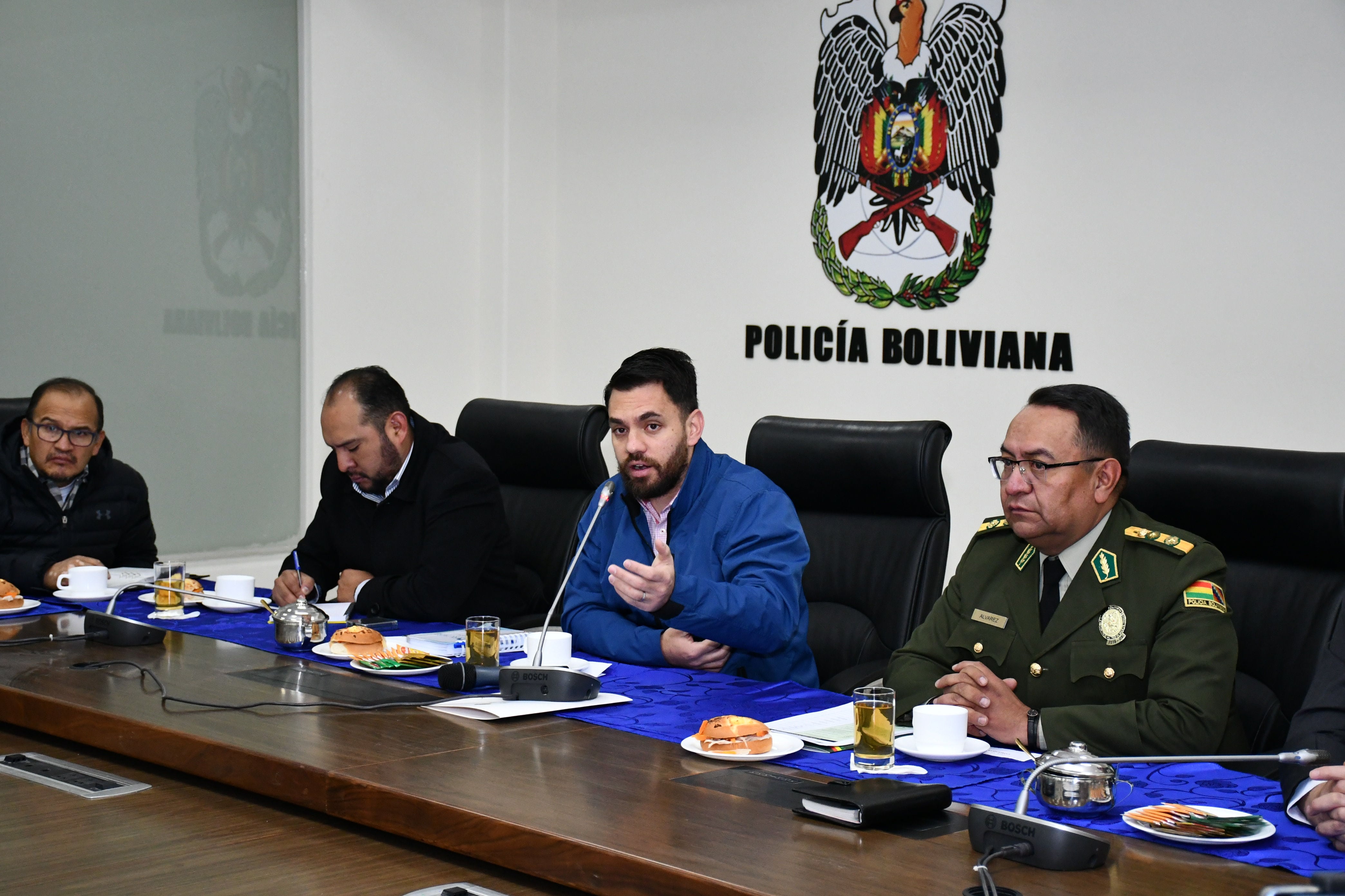 El ministro de Gobierno, Eduardo del Castillo anunció que el presidente de Bolivia, Luis Arce, responderá por escrito a la solicitud de la Fiscalía para que declarase sobre el alzamiento militar. Foto: EFE/STR
