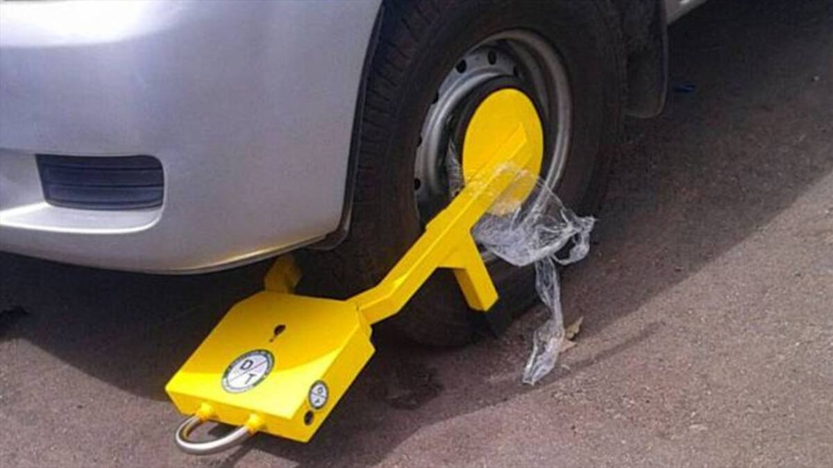 Denuncian sobrecostos en la compra de cepos para inmovilizar vehículos en Bogotá