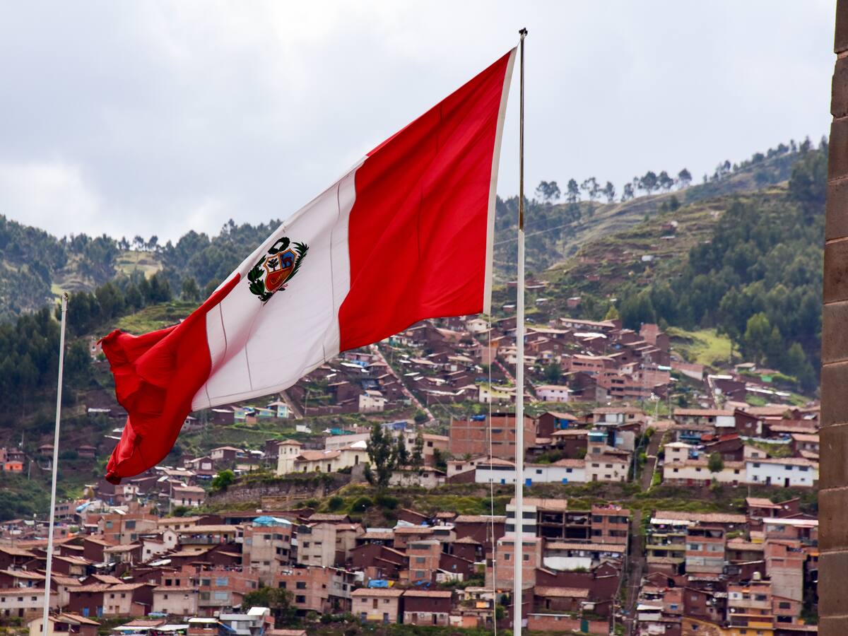 Gobierno de Perú convoca reunión urgente de ministros por la violencia en Ecuador