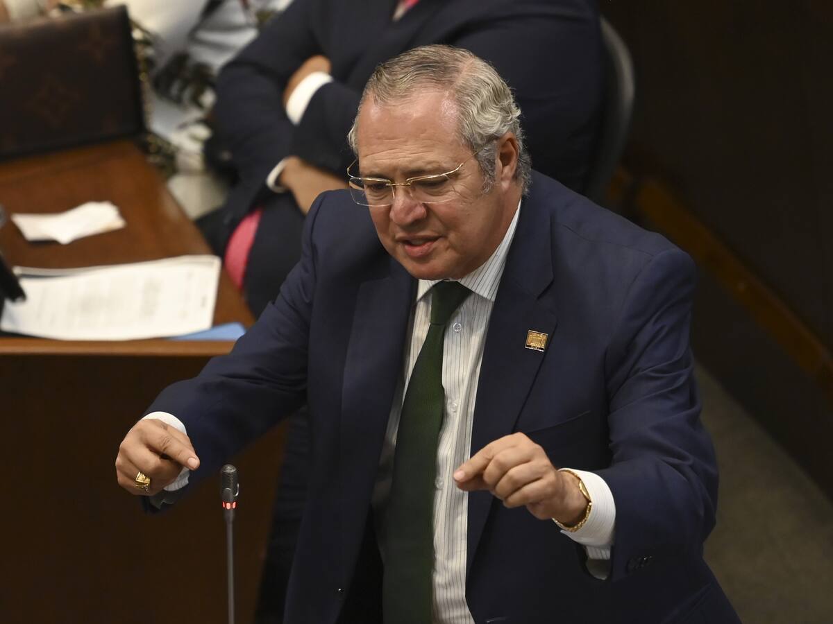 Calumniado, injuriado, pero no derrotado: Iván Name tras declarar en la Corte