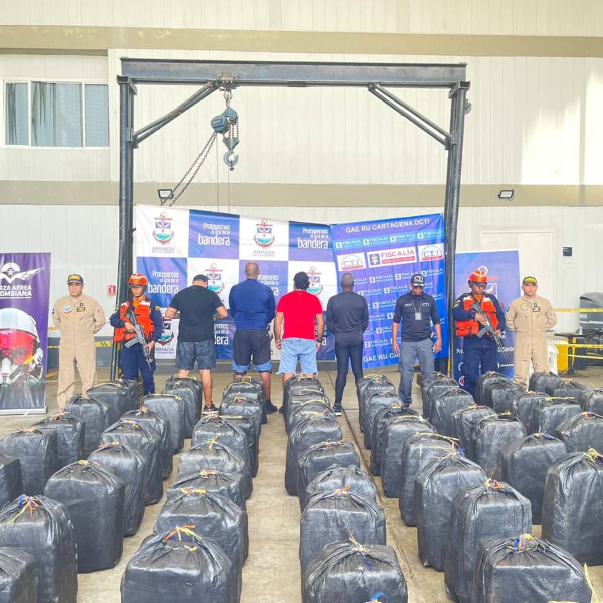 Armada incautó más de cinco toneladas de cocaína en operación conjunta con Panamá y EE.UU.