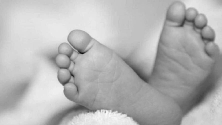 Denuncian confusión de un bebé fallecido con otro. Crédito: Getty Images.