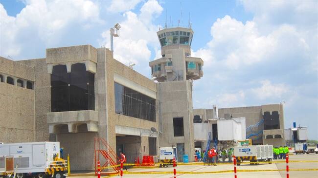 Jaime Pumarejo habla de las demoras para modernizar el aeropuerto de Barranquilla. Foto: Cortesía Colprensa