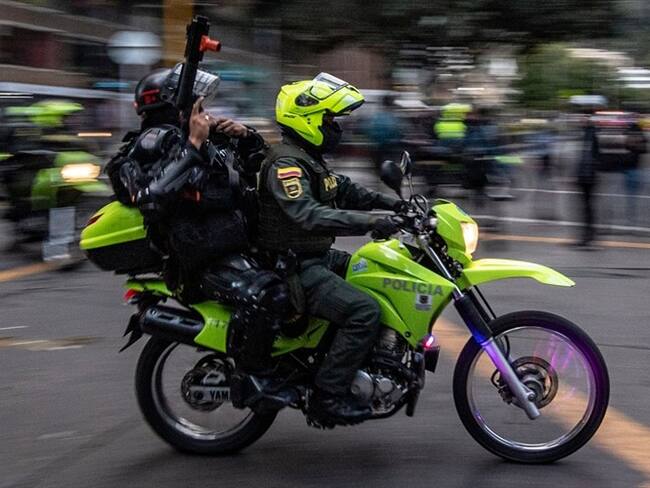 El patrullero Gutiérrez es señalado como presunto responsable del homicidio de dos civiles cerca al CAI Rincón, en la localidad de Suba. Foto: Getty Images / JUAN BARRETO