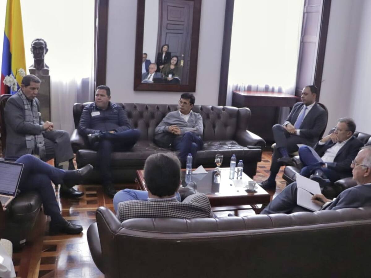 Gobierno pide a la Fiscalía judicializar a promotores de las invasiones de tierras