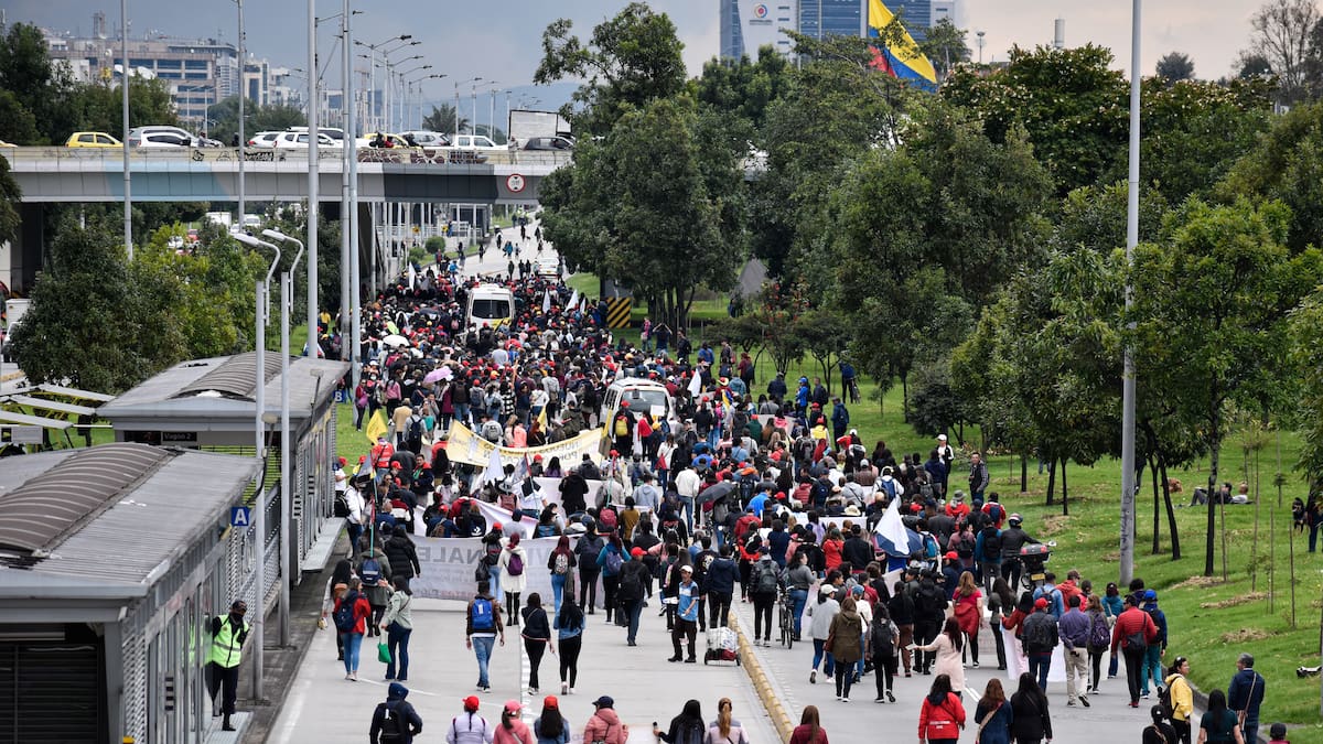 Proyecto busca blindar al servicio público de los bloqueos y las protestas violentas en Bogotá