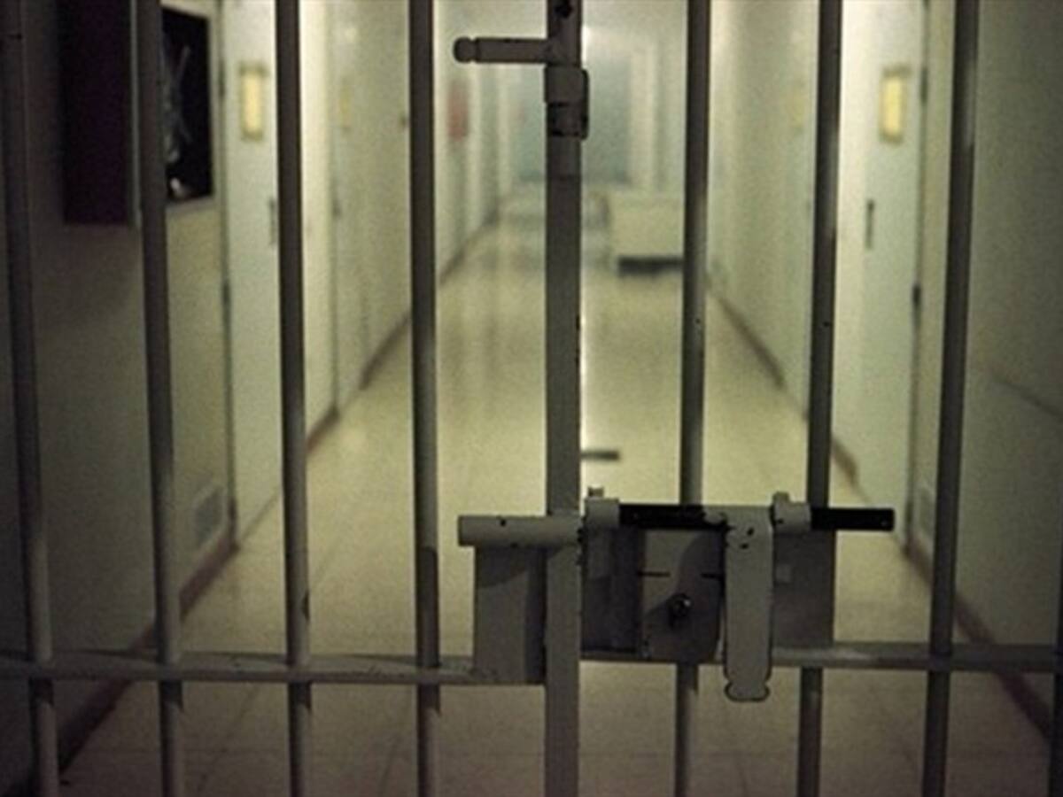 Congreso pone fin a casa por cárcel para corruptos