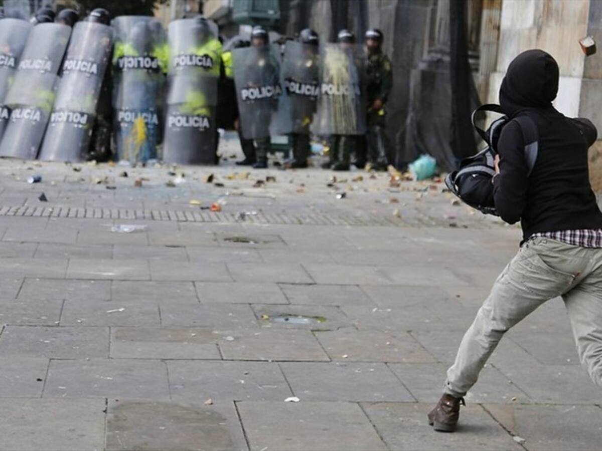 Tramitarán ley para regular el alcance de la protesta social