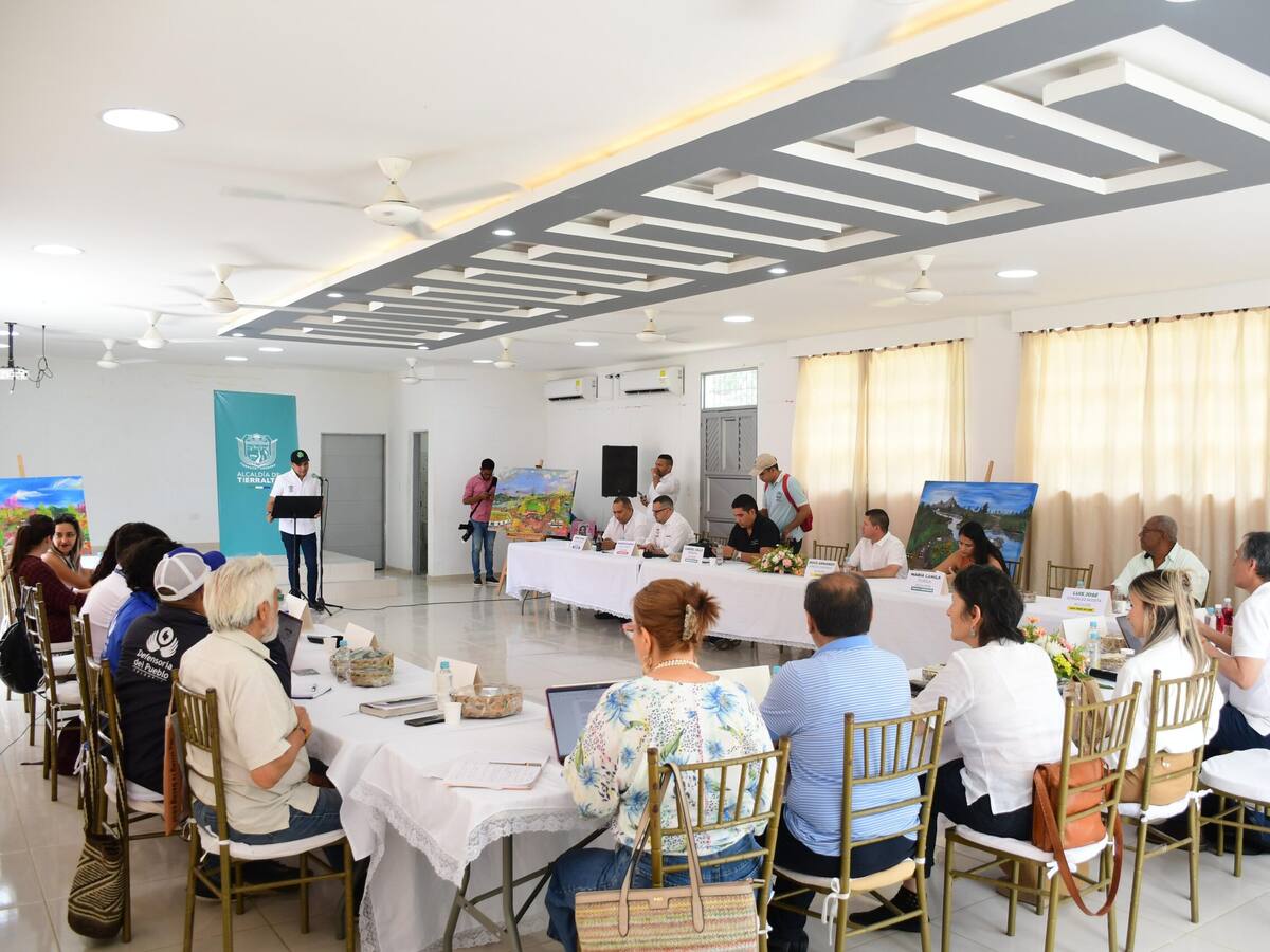 Diálogos territoriales para negociaciones entre el Gobierno y las AGC iniciaron en Córdoba