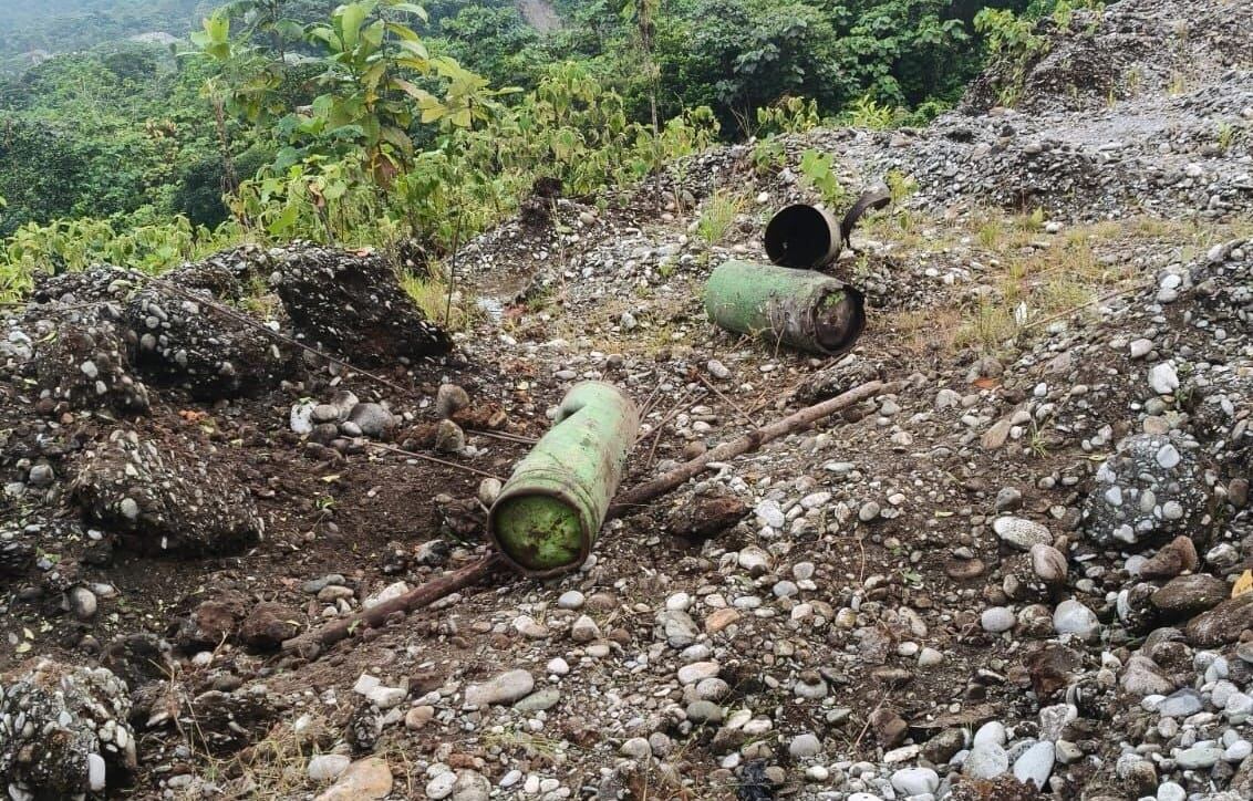 En el municipio de Inzá se destruyeron seis explosivos y en López de Micay se neutralizaron varias rampas de lanzamiento. Crédito: Ejército Nacional.