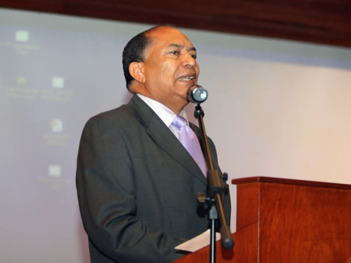 “El vaso se está vaciando”: Amylkar Acosta sobre informe de la ANH