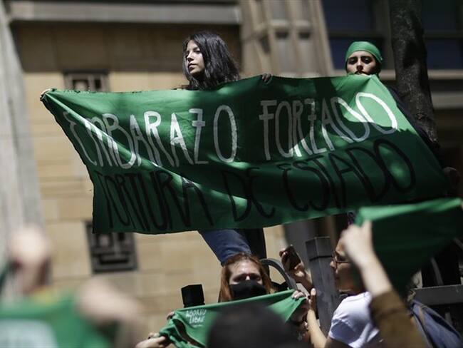 Sectores políticos ahora buscarán acabar con las tres causales del aborto