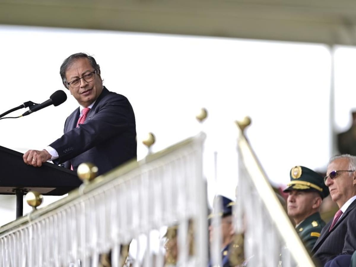 Subestimé la presión sobre él: presidente Petro tras muerte del coronel Dávila