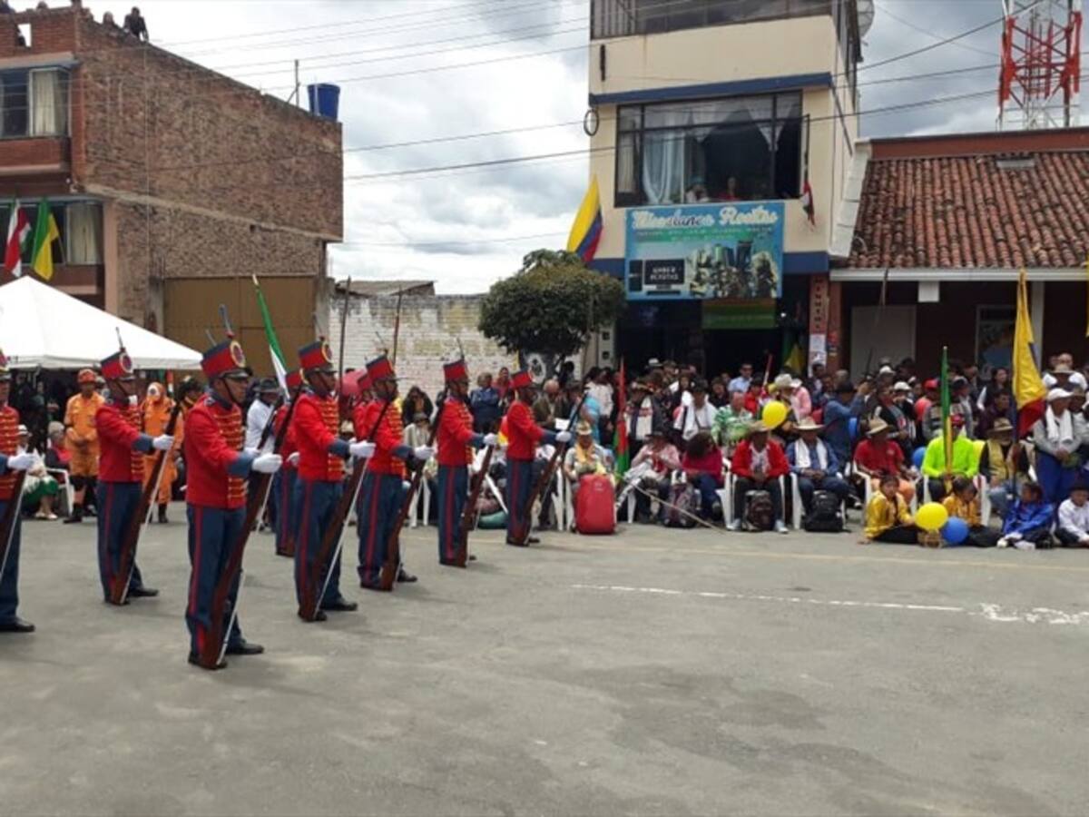 Admiten acción de cumplimiento para que Gobierno reglamente cátedra de Historia