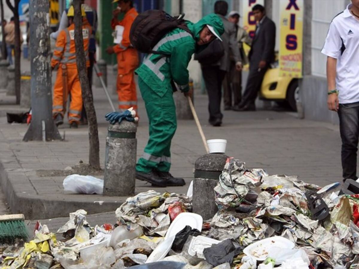 Personería hace advertencia por licitación de aseo de Bogotá