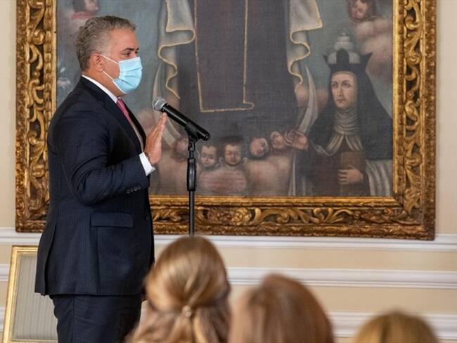 Durante la posesión del ministro del Interior, el presidente Iván Duque aseguró que su deber será garantizar que los decretos para enfrentar la pandemia generen confianza. Foto: Presidencia de la República