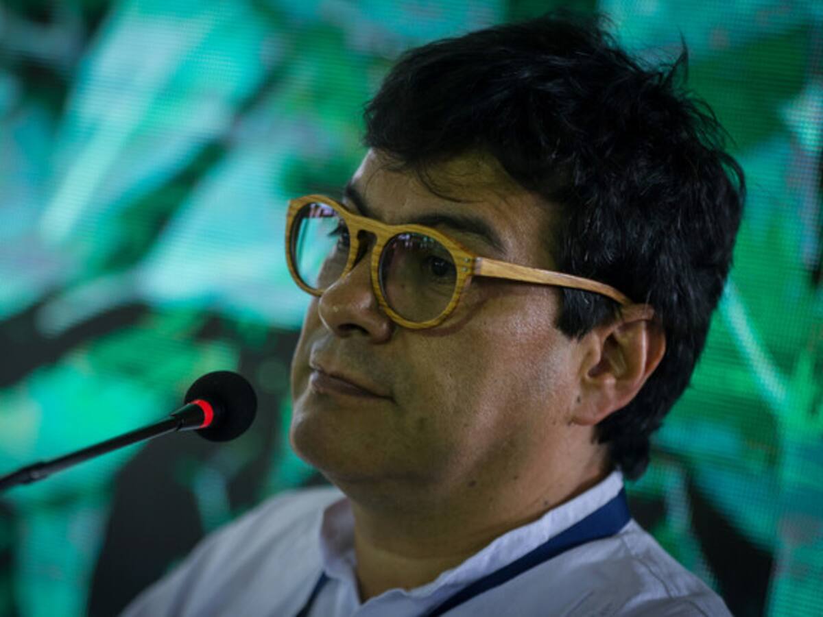 Serán en noviembre, pero no sabemos día o lugar: comisionado sobre diálogos con ELN