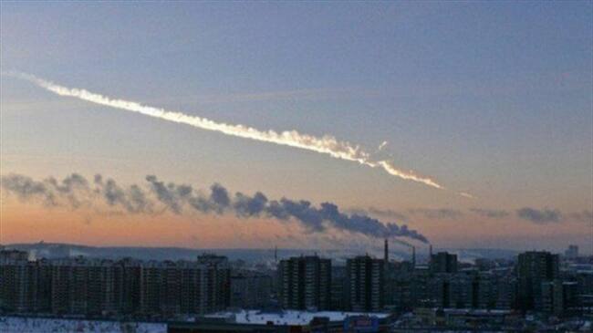 El rastro del meteoro de Chelyabinsk fue captado por varias cámaras. Foto: BBC Mundo