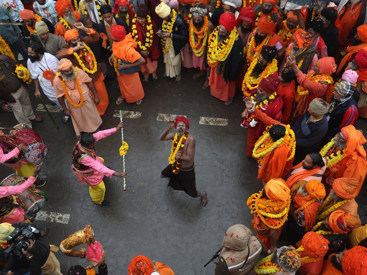 Empieza en India el Kumbh Mela, una masiva fiesta hindú con 400 millones de peregrinos