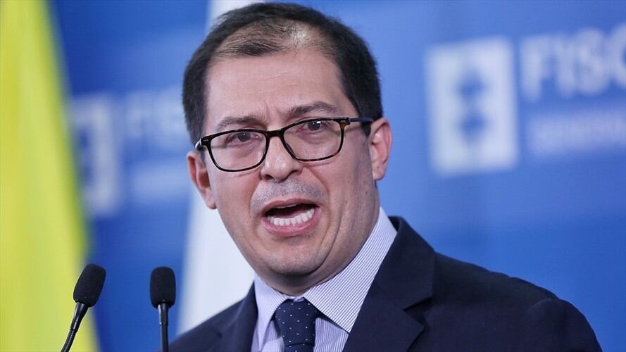 El fiscal general de la Nación, Francisco Barbosa, se refirió a las críticas por la imputación de cargos a los siete militares que volaron a una menor embera. Foto: Colprensa