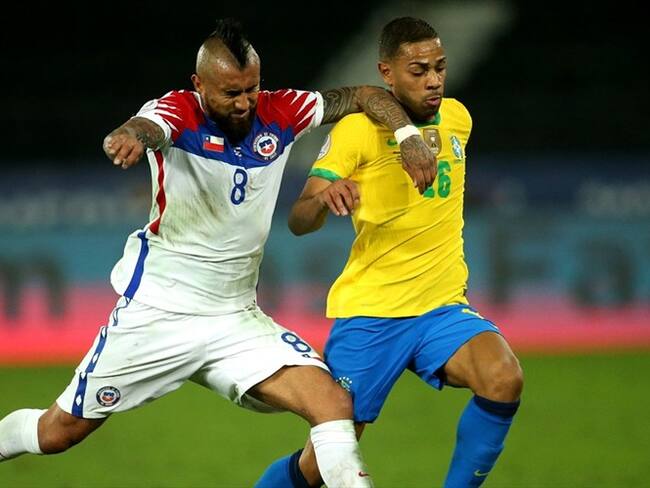 Arturo Vidal ante Brasil por los cuartos de final de la Copa América 2021. Foto: MB Media/Getty Images