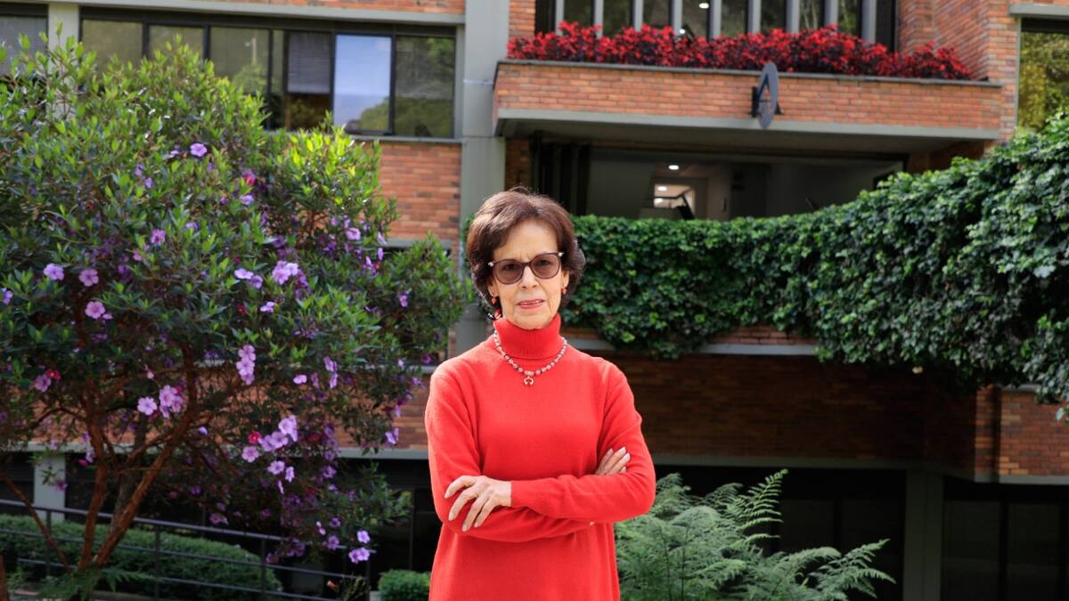 Nombran a Emilssen González como decana de la Facultad de Derecho del Externado