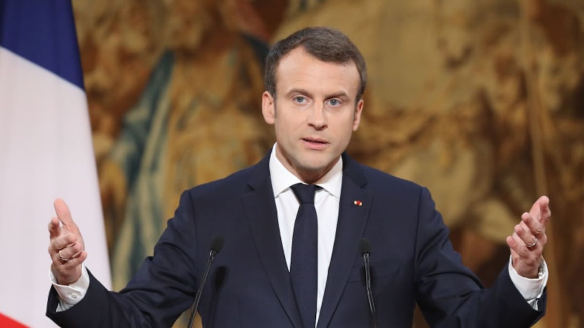 Emmanuel Macron anunció mejora salarial a militares porque para “ser libres nos tienen que temer”