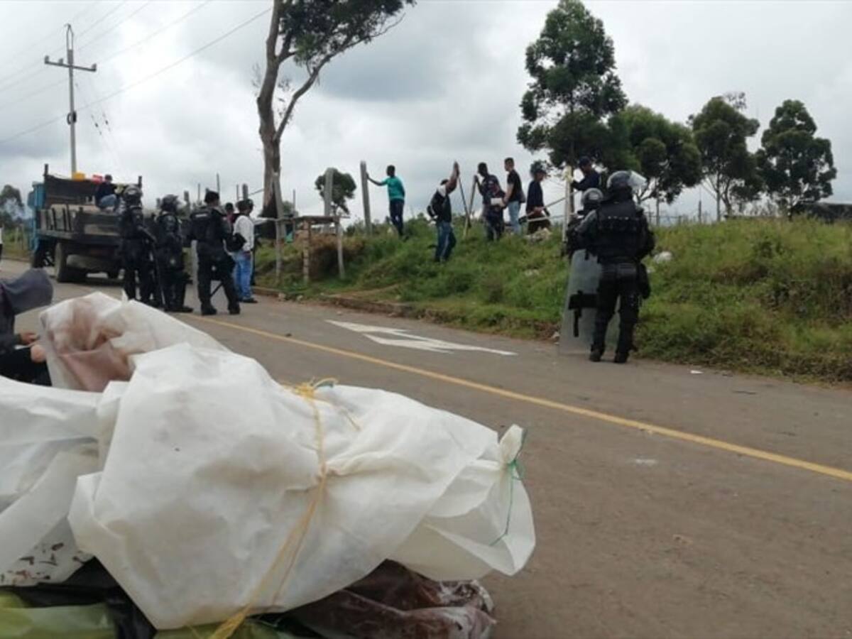 Ciudadanos desalojados piden soluciones de vivienda en Popayán