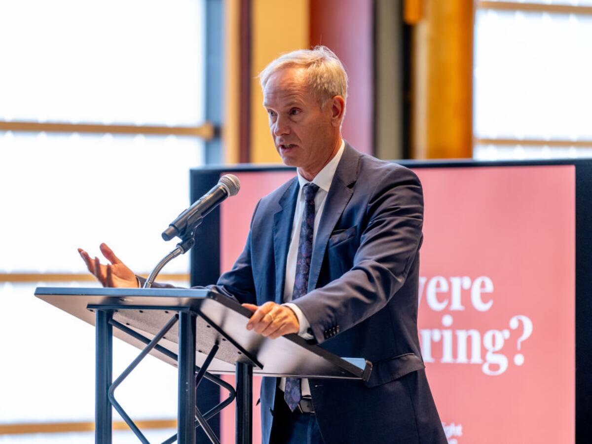 La situación de muchos lideres sociales en Colombia es bastante precaria: Olof Skoog