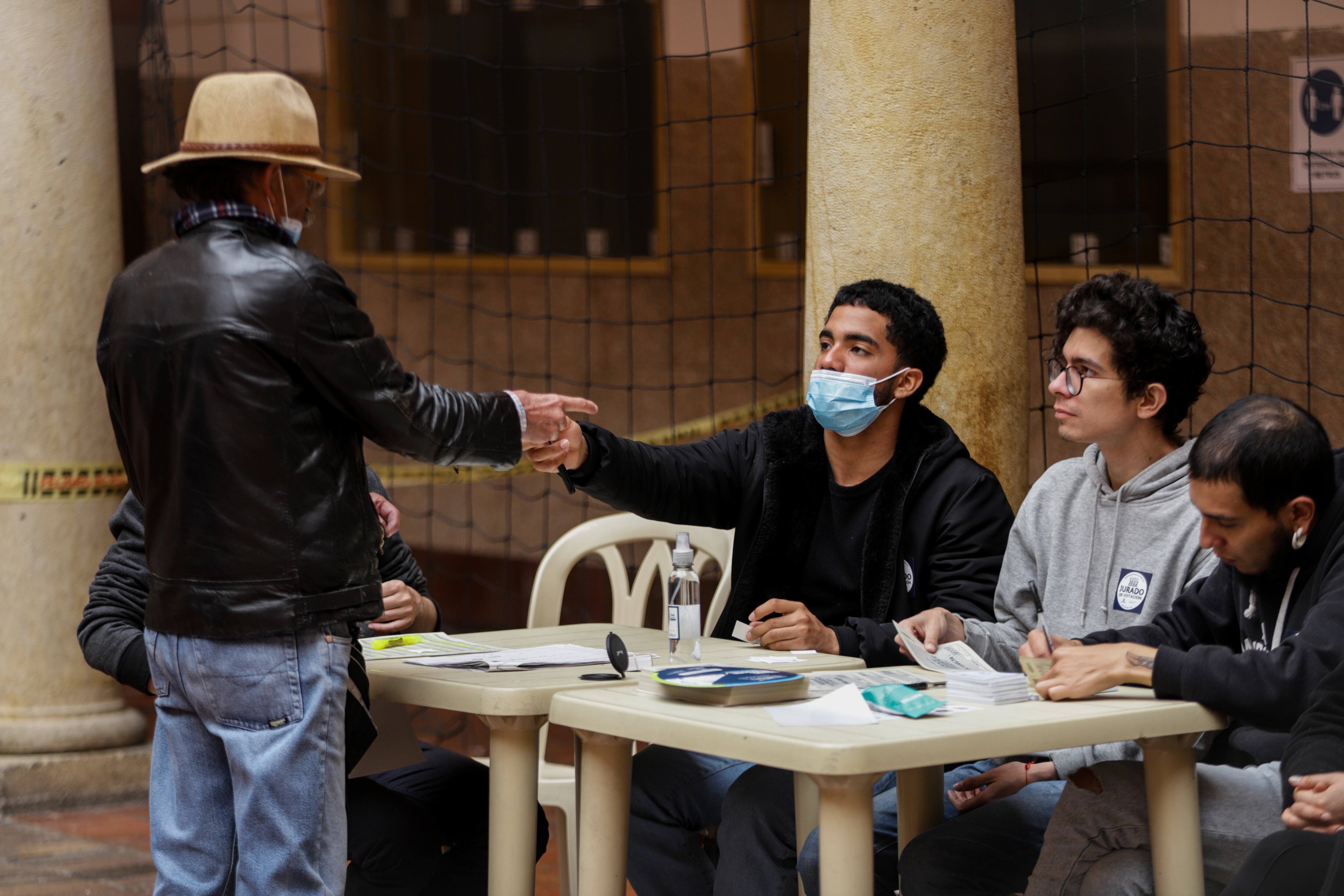 Jurados de votación elecciones 2023 - Colprensa