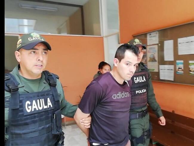 Un hombre identificado como Carlos Márquez fue capturado en Tunja por parte de la Policía de Gaula Boyacá. Foto: Policía