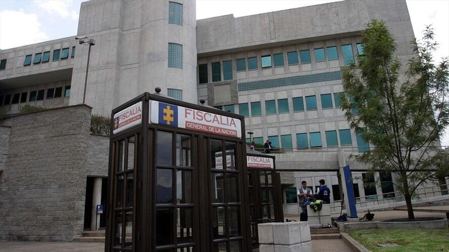 La Fiscalía investiga 2.500 millones de pesos y la entrega de dineros a Emilio Tapia y a los Moreno Rojas. Foto: Colprensa