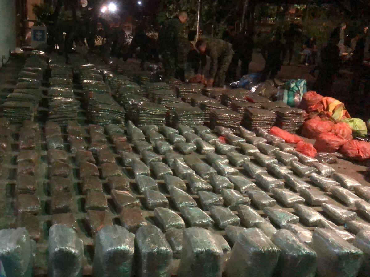 Una tonelada de marihuana de las disidencias de las Farc fue incautada en el Cauca