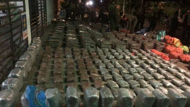 La incautación de la marihuana supone un golpe a las finanzas de esta estructura delincuencial. Crédito: Ejército Nacional.