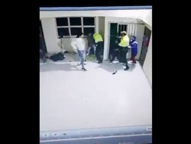 Gobernador de Nariño anuncia Consejo de Seguridad tras la muerte de policía en una cárcel