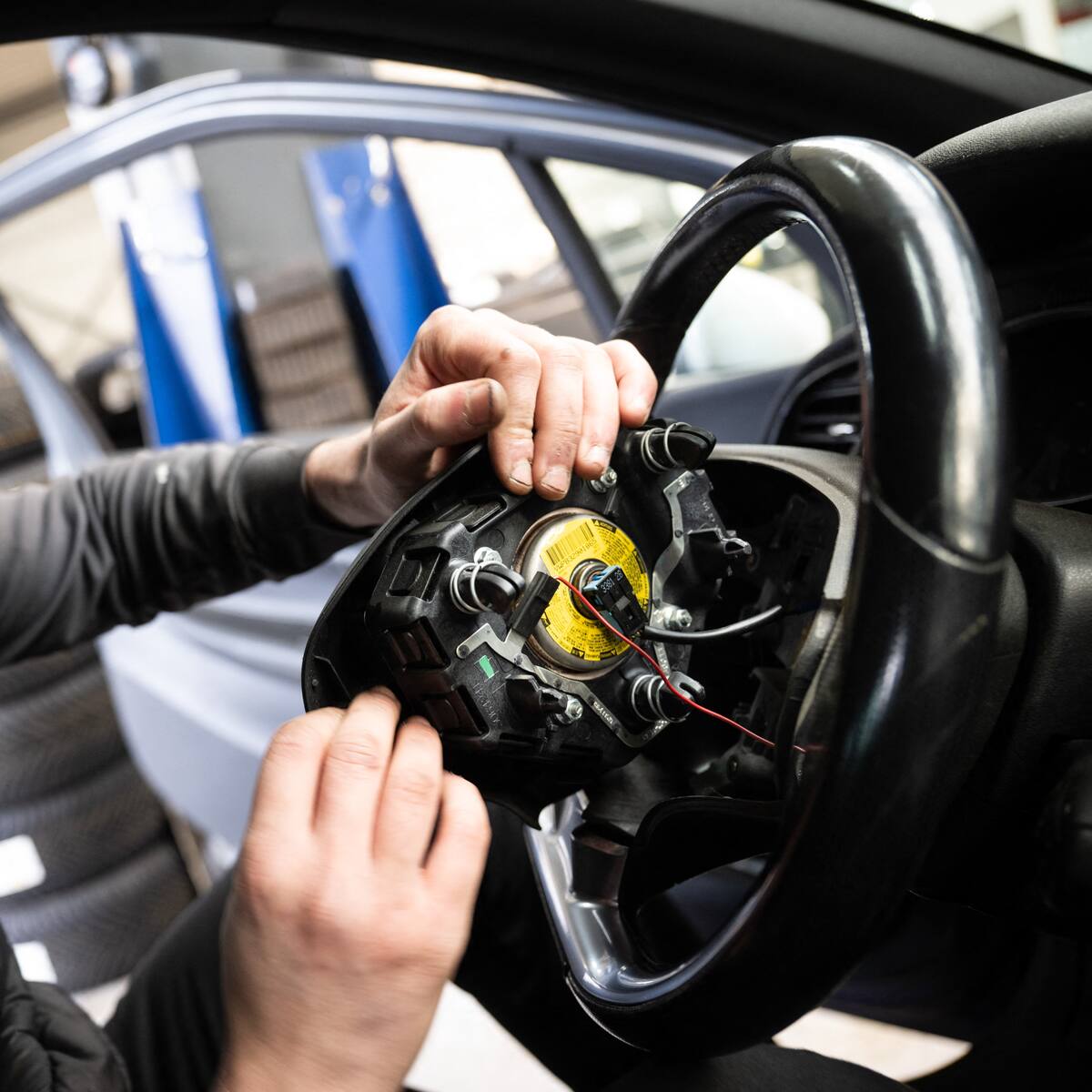 Francia ordenó inmovilización de 1,7 millones de vehículos equipados con airbags deficientes